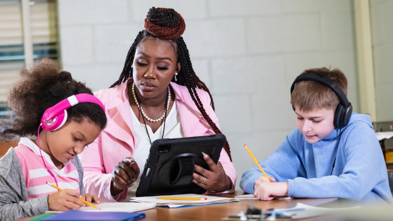 Soutien supplémentaire enfants troubles apprentissages